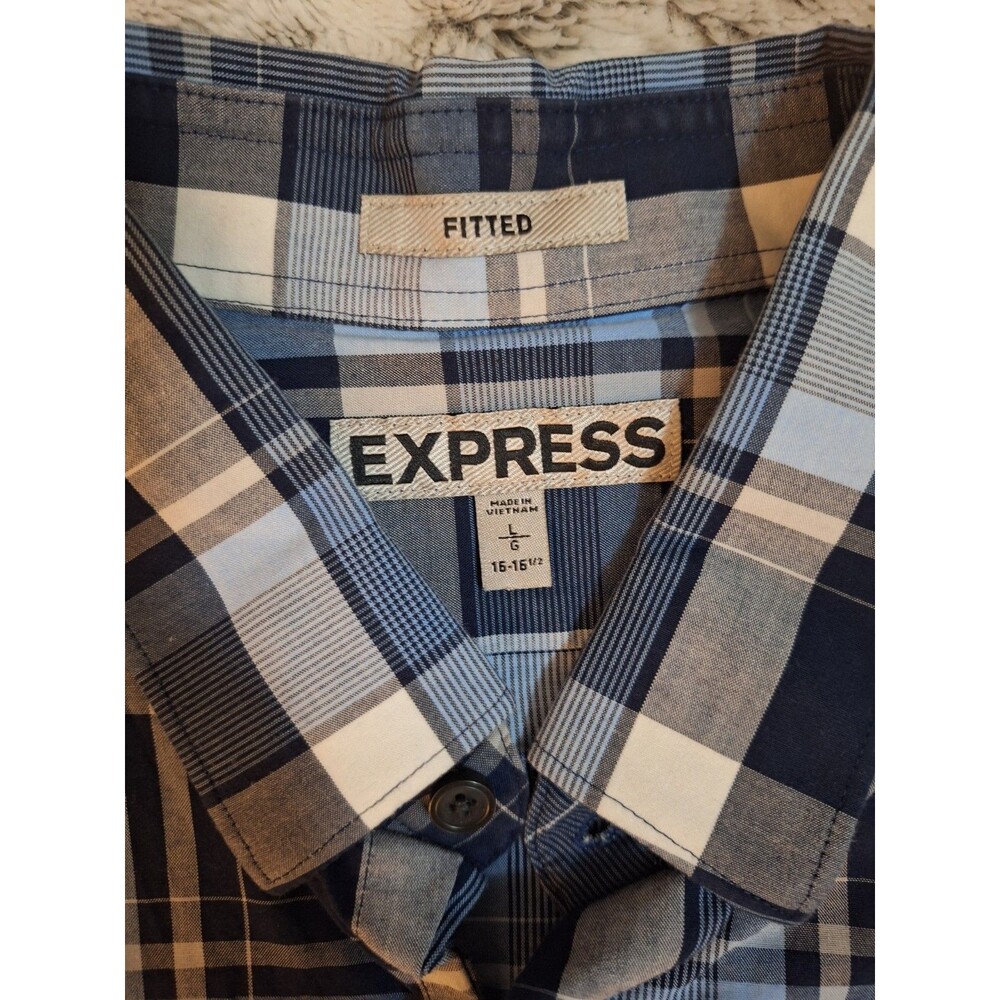 Express Fitted. Sz. L Tg. 16. 16.1/2. Comfortable. Cotton. Blue. Checkered.